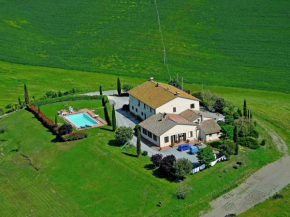  Authentic farmhouse in the Val D Orcia with pool and stunning views  Континьяно